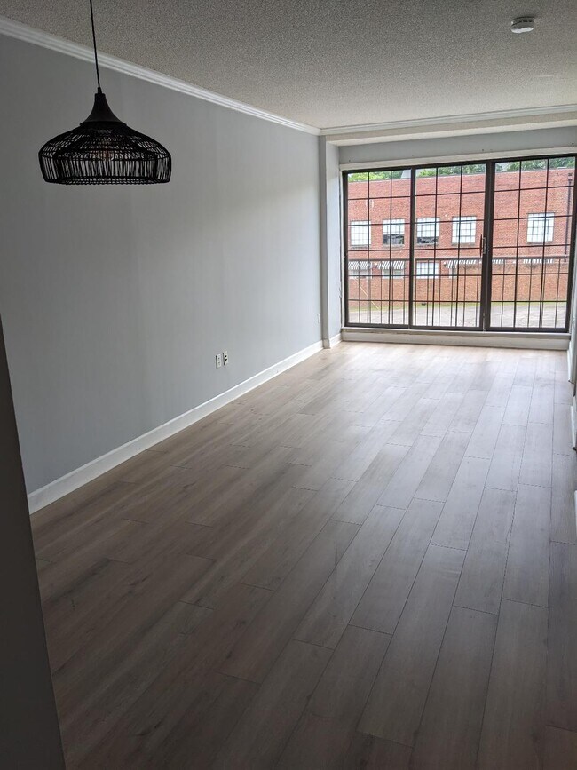 Photo - 2009 Greene St Unit 304