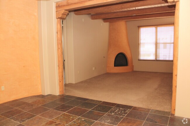 Building Photo - The Alameda Compound Luxury 2 Bdr, 2 Full ... Unit 302 Rental