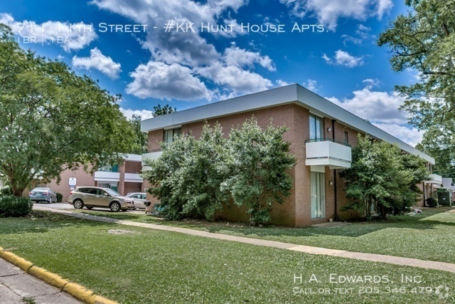 Building Photo - Hunt House Apartments Unit #KK Hunt House Apts.