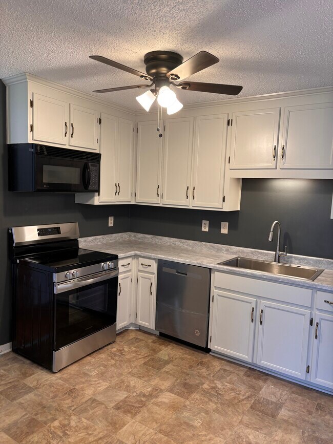 Photo - 41 Burlington Ct