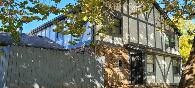 Photo - 3662 Tudor Park Dr