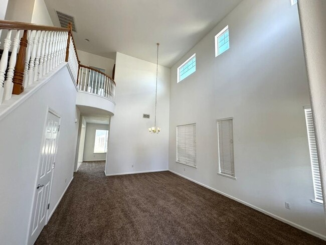 2341 Mariner Way