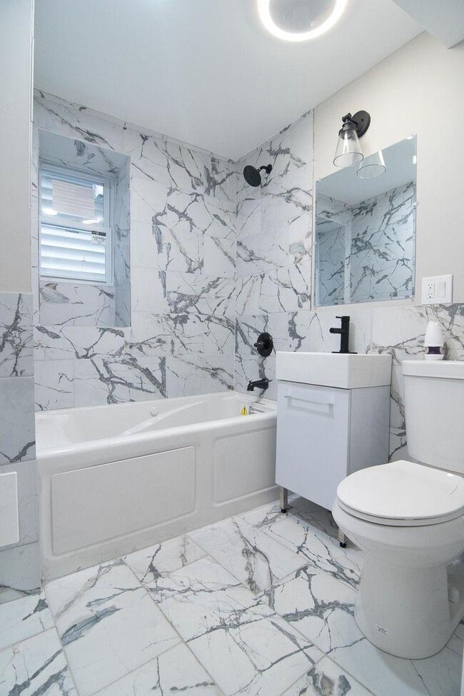 2 bedroom in Chicago IL 60651 - 2 bedroom in Chicago IL 60651 Condo Unit B