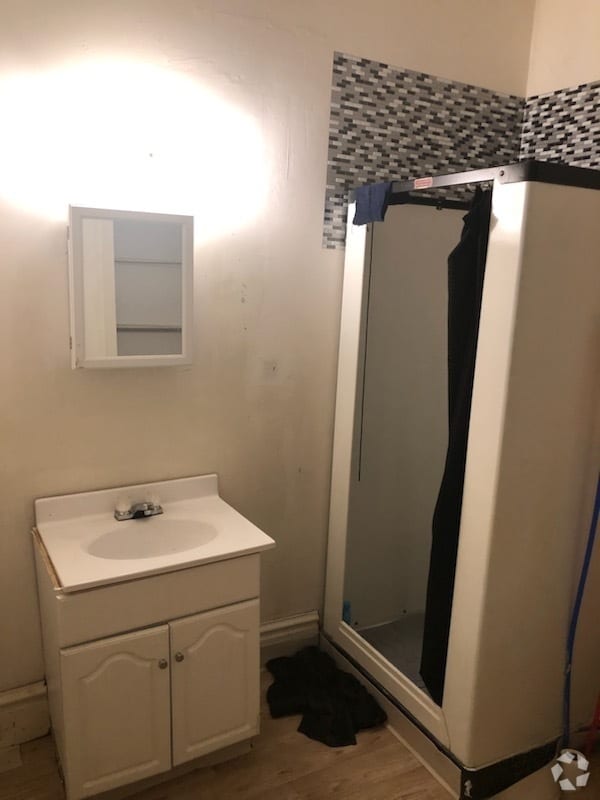 Building Photo - 311 E Harrison St Unit 1 bd / bth Rental