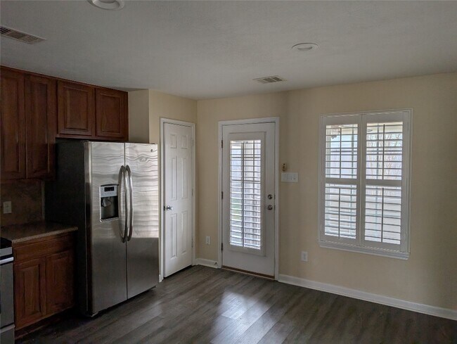 Photo - 3019 Beacon Grove St