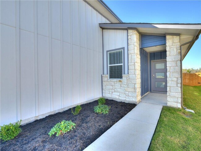 Photo - 7512 Daves Landing Dr
