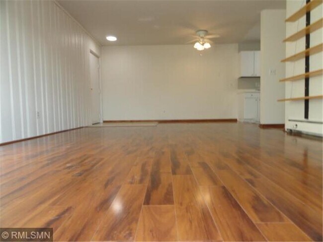 Photo - 7000 Sandell Ave Apartamento Unidad 5