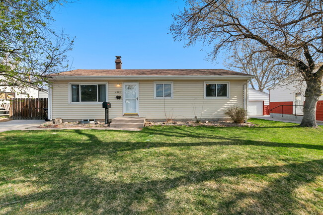 Photo - 4004 E 9th St Casa