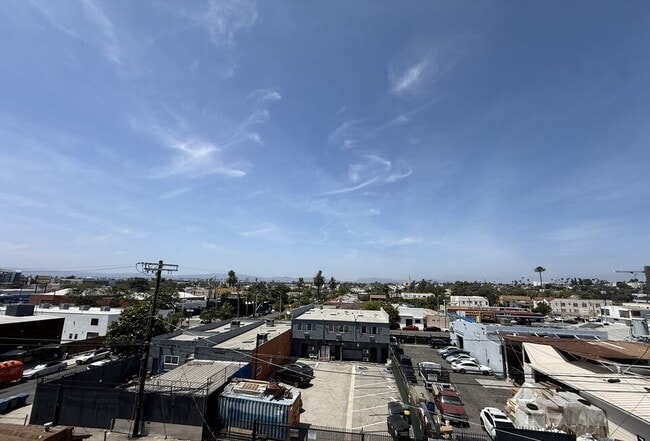 3420 12th Ave Unit 3420 1/2