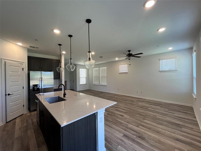 Photo - 2725 Woodall Dr Unit 501