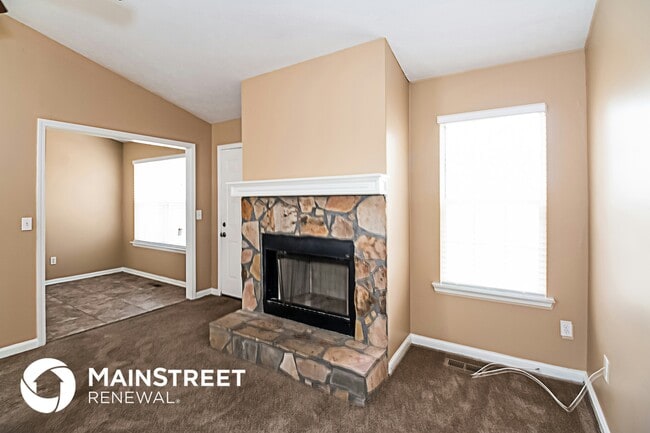 Photo - 515 Shaggy-Hickory Tr