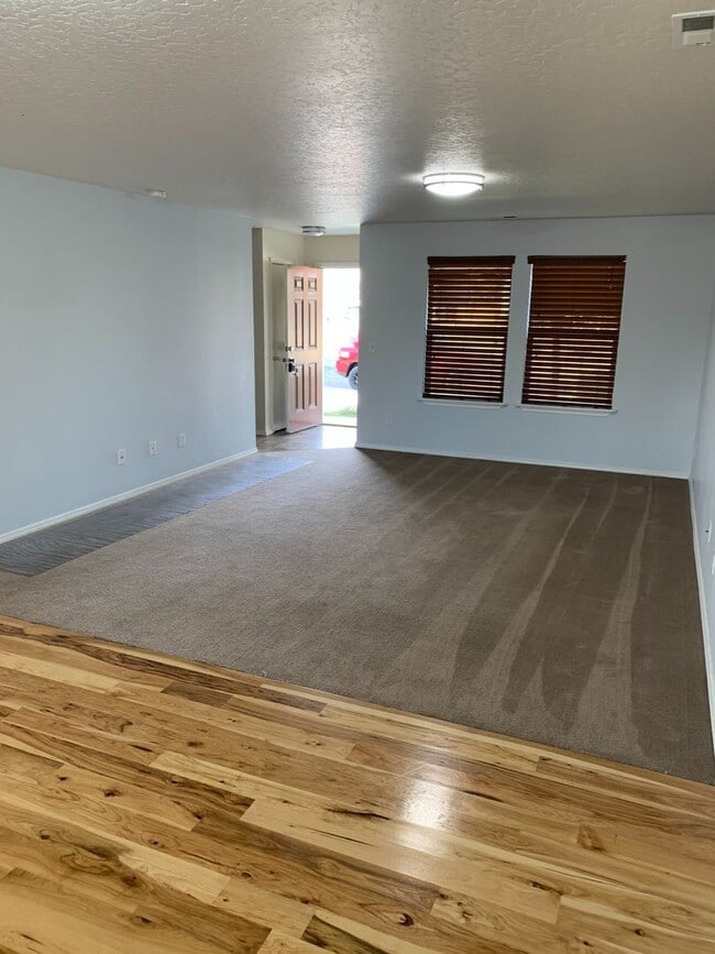 Photo - Great home in the Sawtooth Lakes Neighborhood!!!