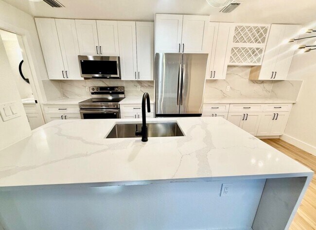 Photo - 3929 Buena Vista St Unit F