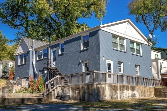 Photo - 1010 Carolyn Ave