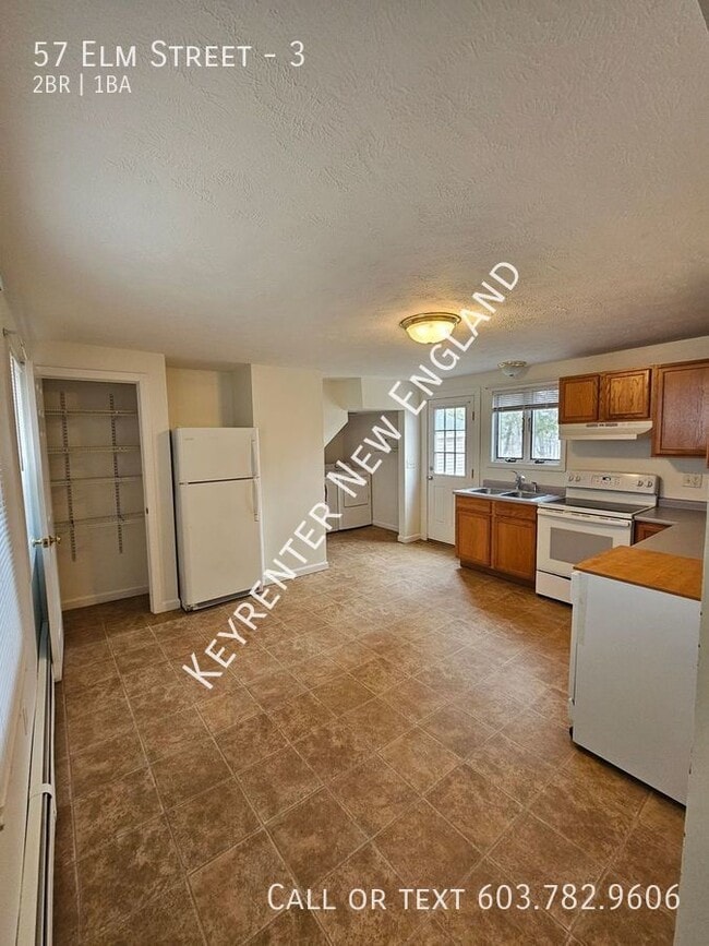 Building Photo - 57 Elm St Unit 3