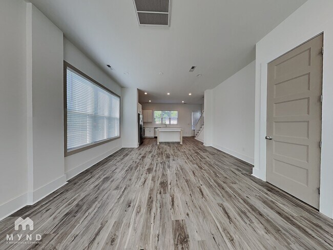 Photo - 1411 Walton Rd