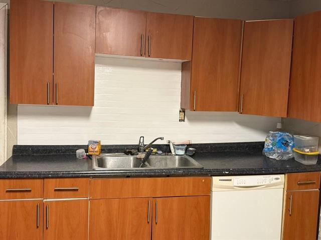 Photo - 1100 Jackson St N