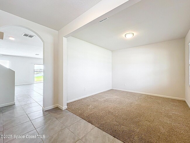 Photo - 870 Remington Green Dr SE