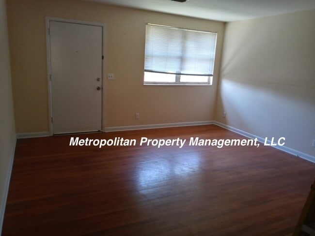 Photo - 3 bed Family house with More benefits less deposit!