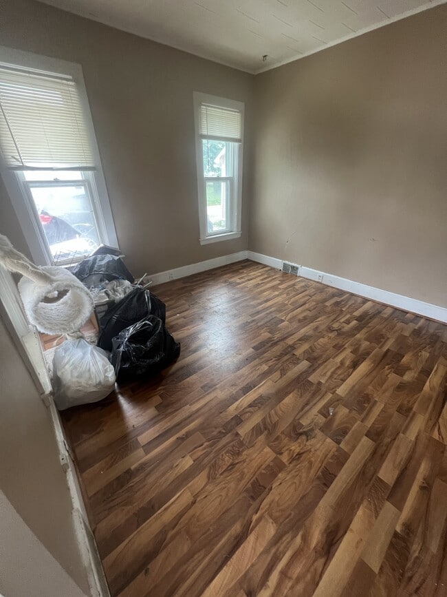 Photo - 511 E Main St