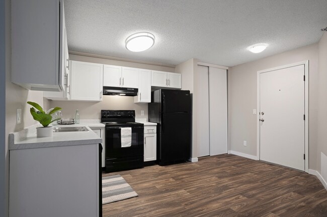 Photo - Hillcrest Place