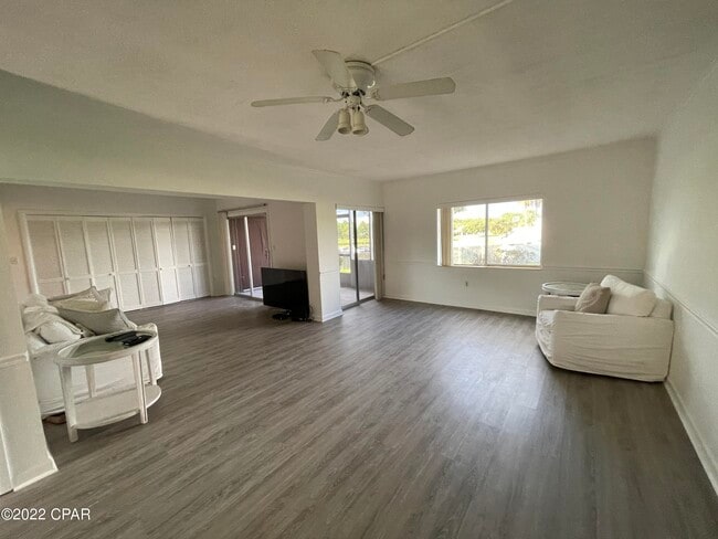 Photo - 112 Fairway Blvd Unidad 105