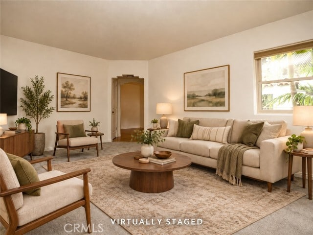 2207 W Carson St