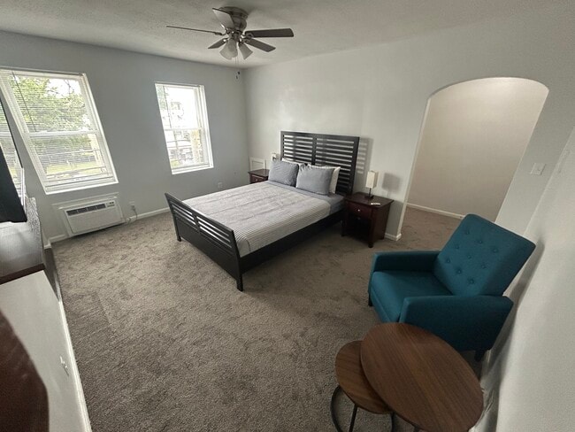 Photo - 3719 12th St NE Unit 200