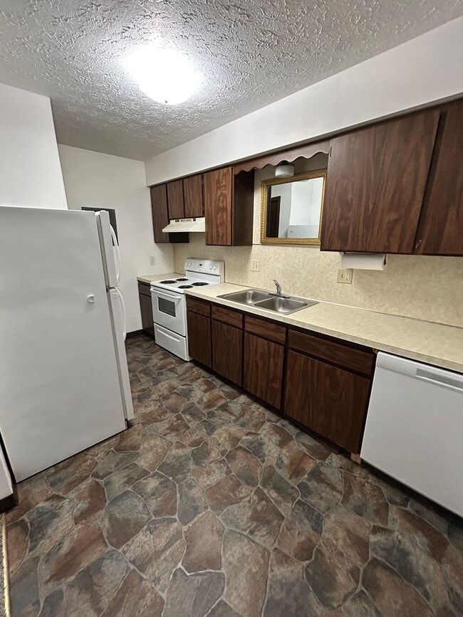 Photo - Two Bedroom Apartment