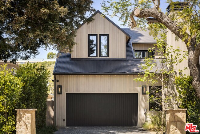 Photo - 719 San Lorenzo St