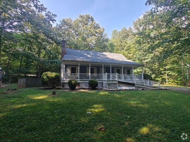 Building Photo - 4 bedroom home on cul-de-sac