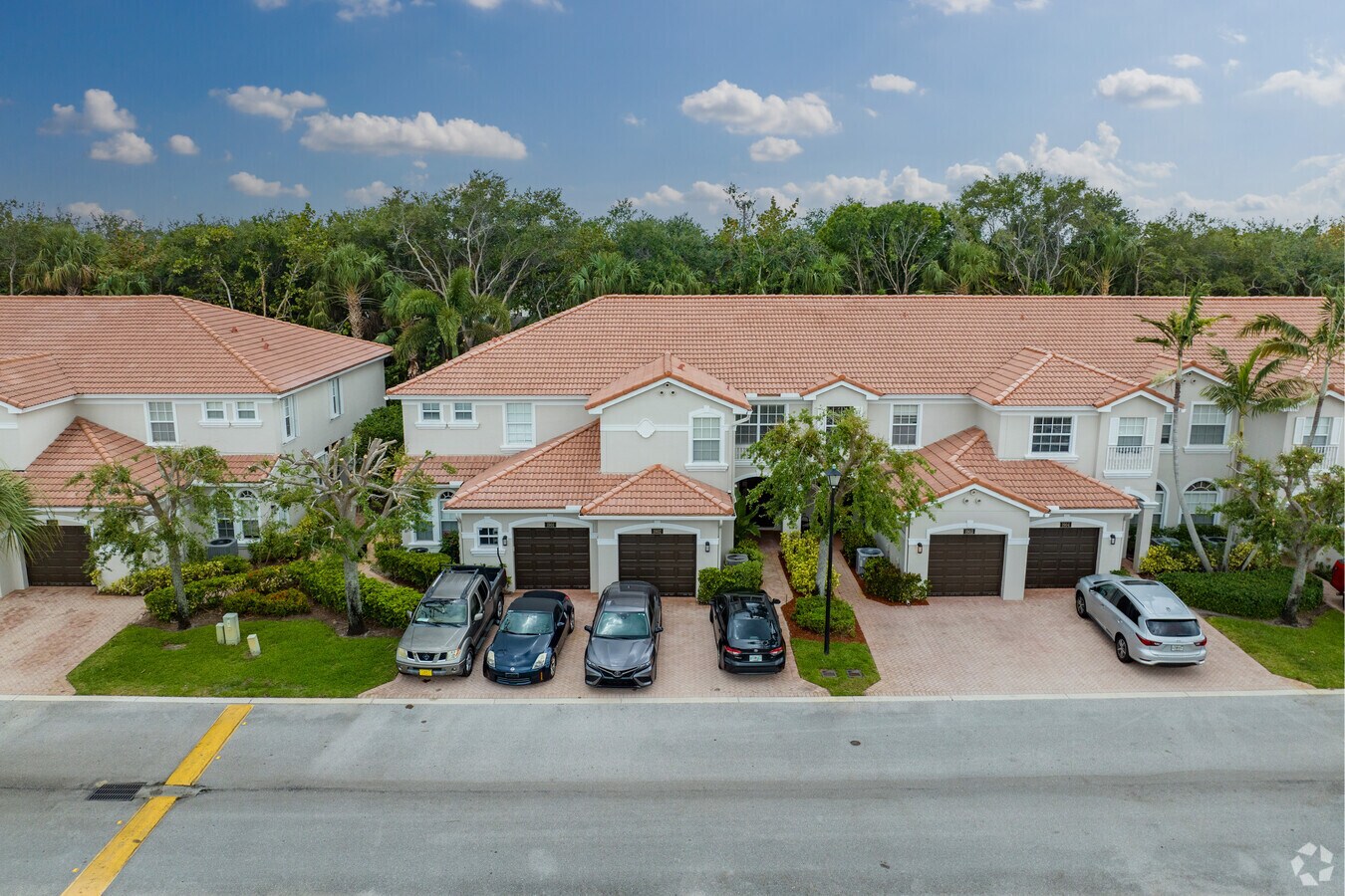 Primario - Drexel Park Condominiums