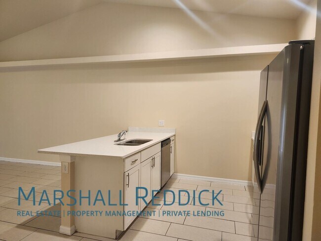 Photo - 3 bedroom 2 bath great location