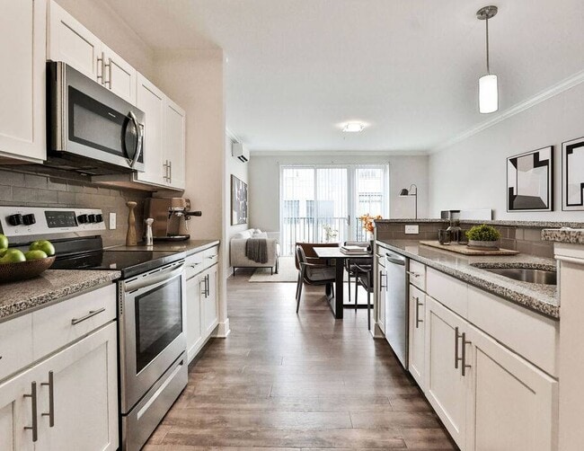 Photo - 240 State St