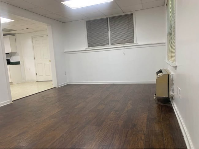 Photo - 626 Chesterfield Dr Unit 1