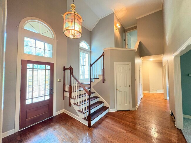 1850 Wood Oak Dr