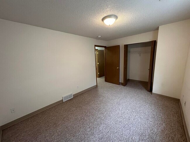 Photo - 927 Boston Way Unit 10