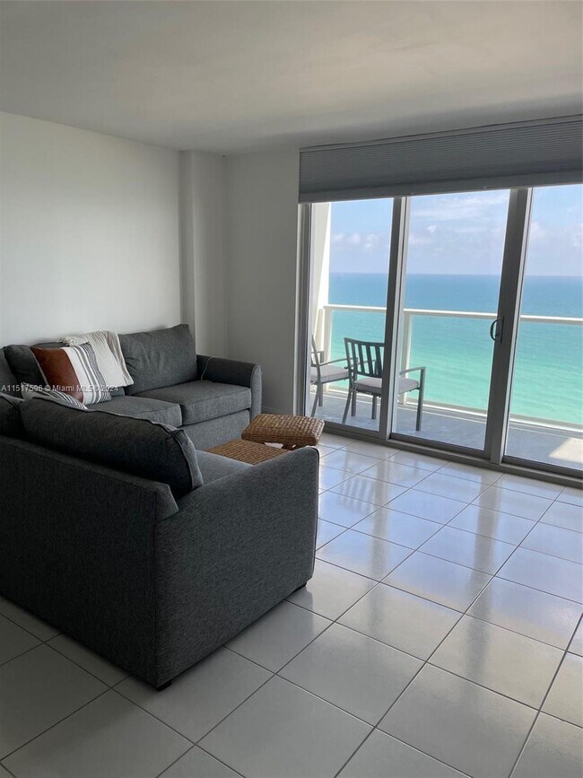 Photo - 5701 Collins Ave Unit 1606