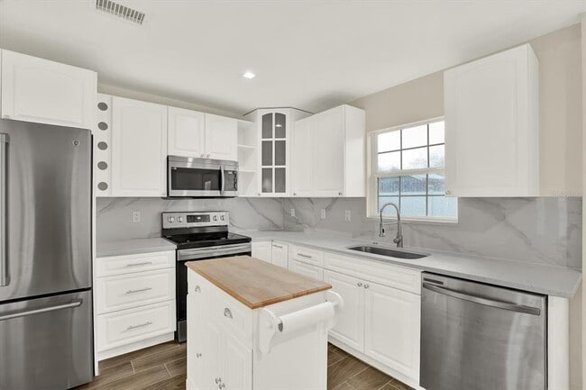 Photo - 1910 E Wilder Ave