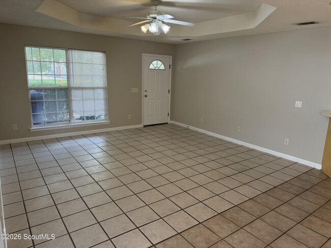 Photo - 302 Windridge Dr