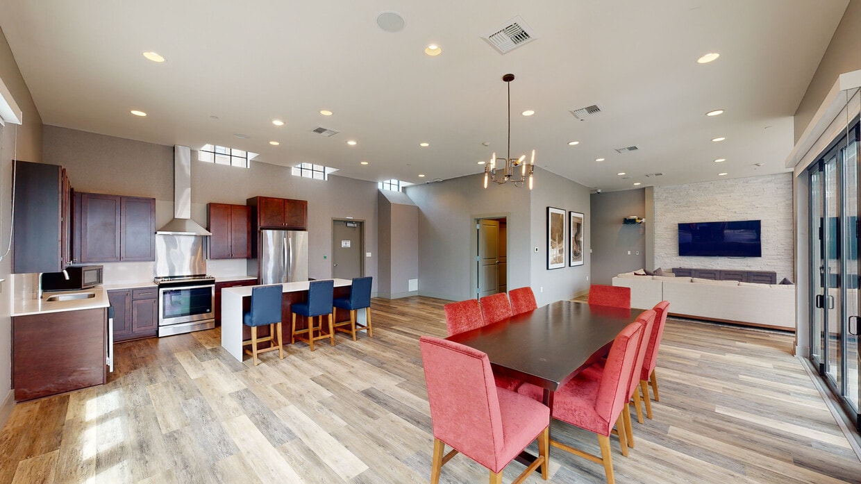 Photo - The Annex Luxury Apartments