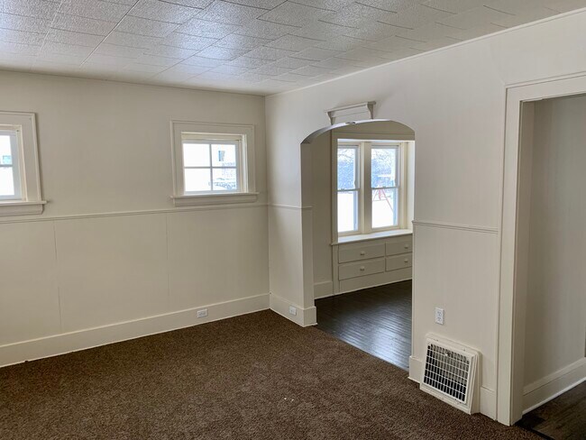 Photo - 1221 Girard St