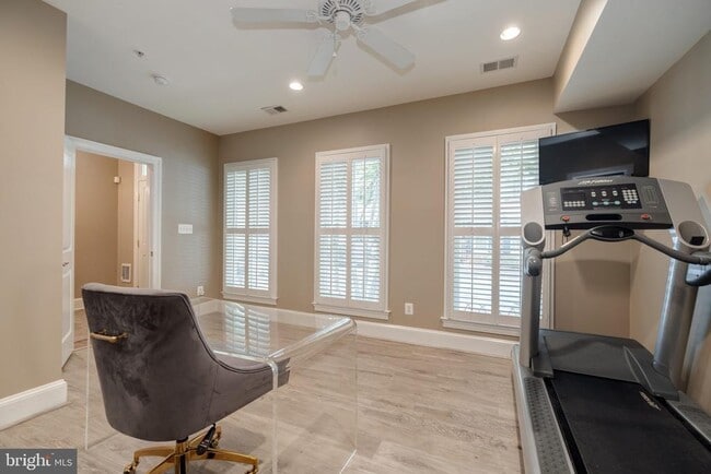 Photo - 712 Bracey Ln