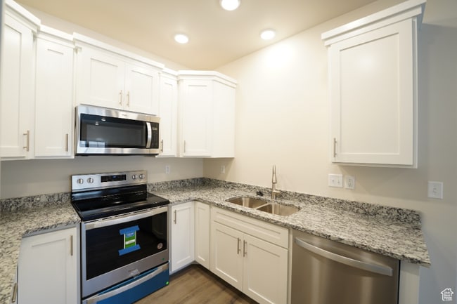 Photo - 1561 110 Unit A