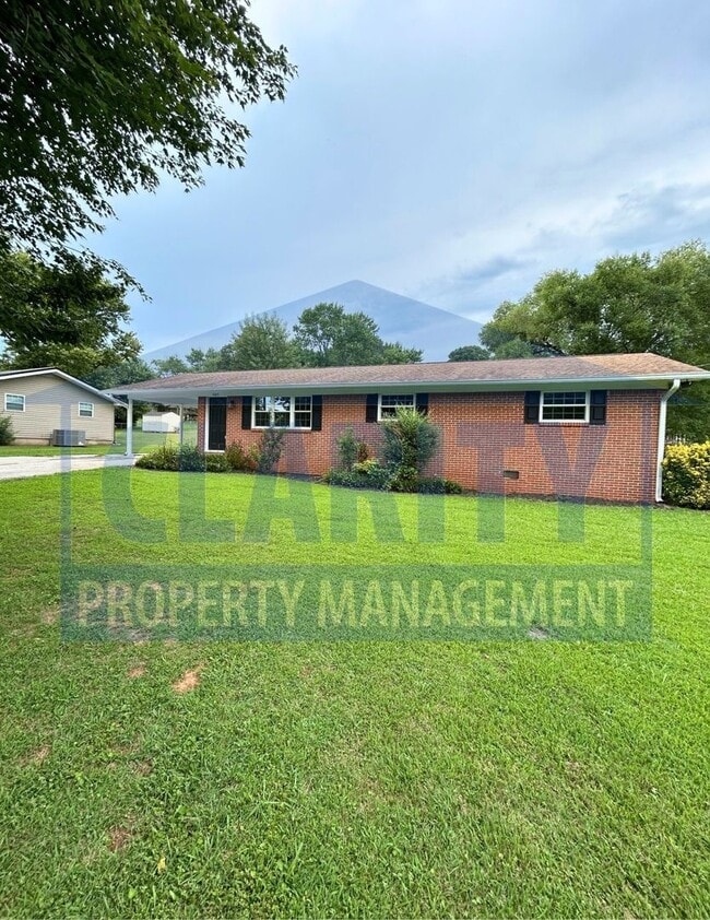 Photo - Updated ranch-style home in great neighbor...