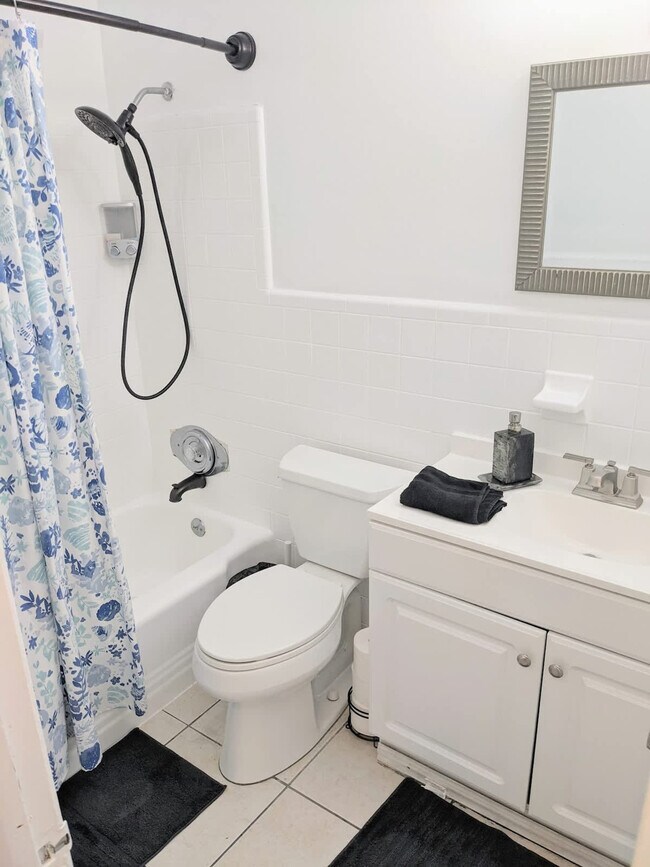 Photo - 2225 NE 14th Ave Unidad ID1056359P