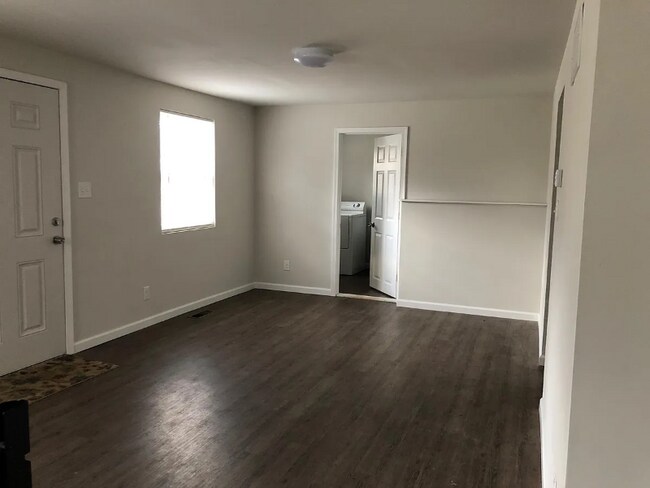 Photo - 125 Borton Dr Unit A