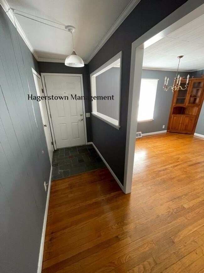 12908 Pecktonville Rd