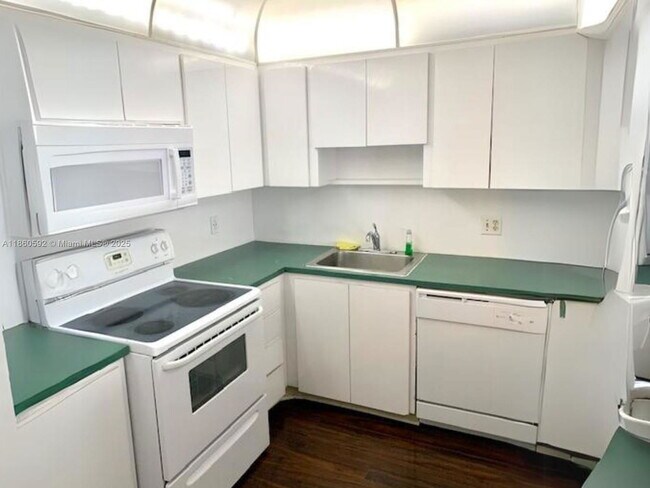 Photo - 2801 NE 183rd St Unit 1404W