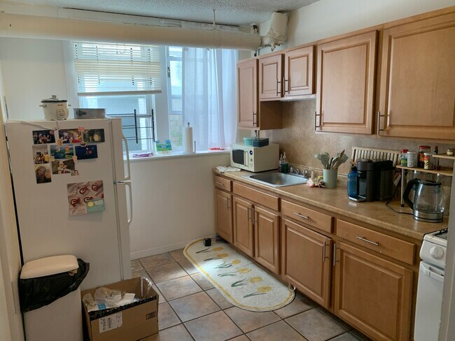 Photo - 520 Cambridge St Apartment